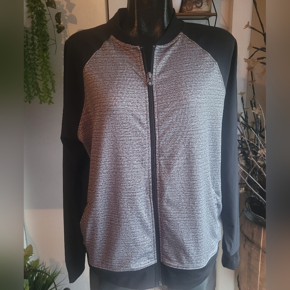 Tuff Athletics Black and Grey Performance Jacket Size XL